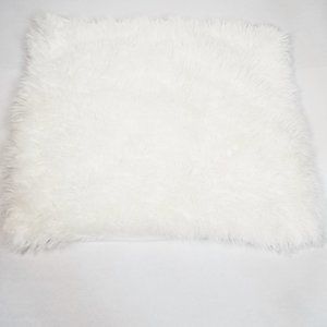 Throw Pillow Cover White Faux Fur 20x20" Plush